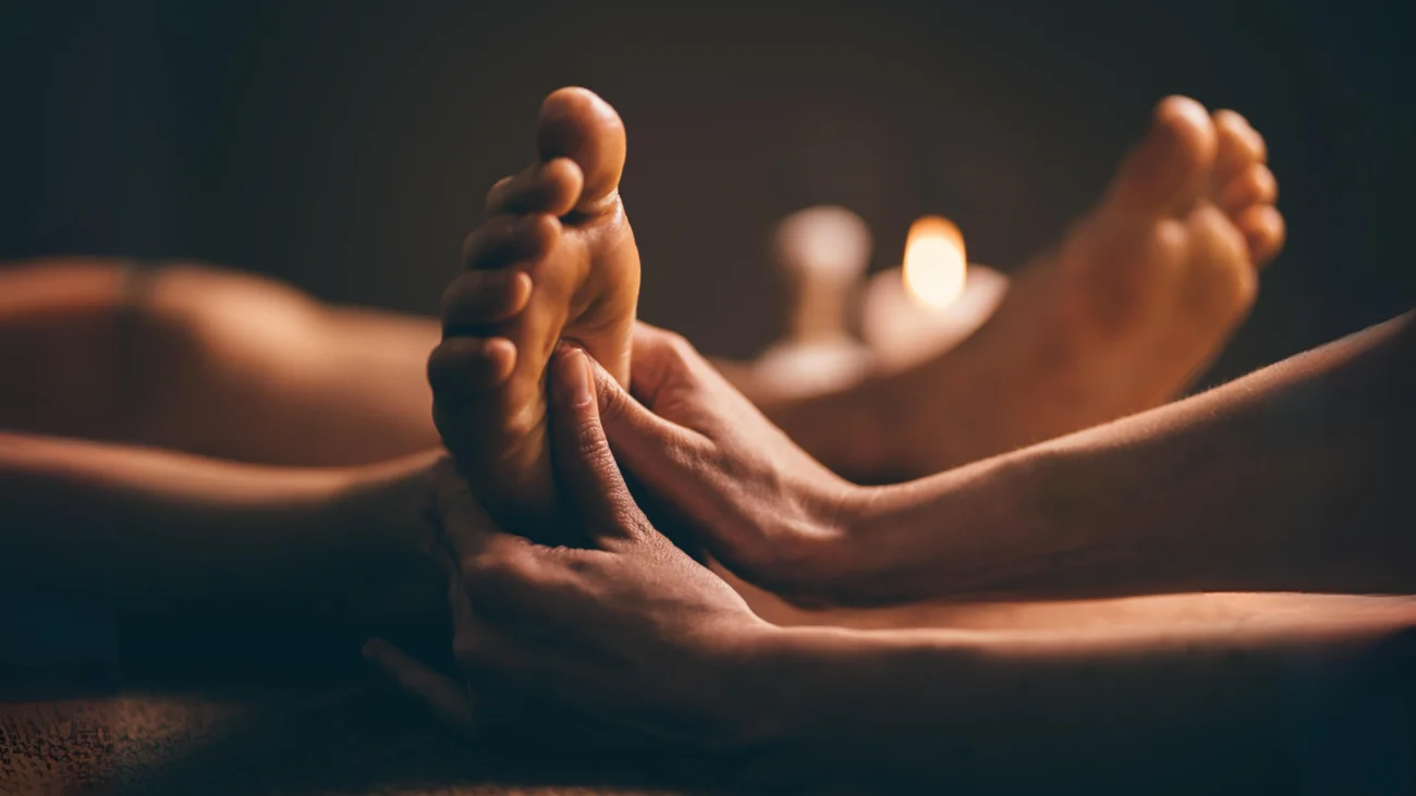 Article Réflexologie plantaire : bienfaits et techniques de soin pour votre santé