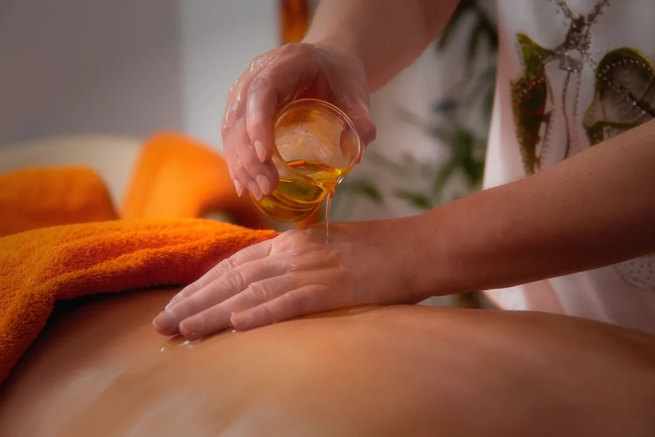 Article Massage ayurvédique : définition, principes et bienfaits